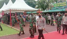 Panglima TNI - Kapolri Kompak Meninjau Vaksinasi di Sumut, Nih Permintaannya - JPNN.com