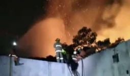 Kebakaran 15 Rumah di Tambora, Ini Penyebabnya - JPNN.com