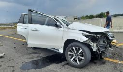 Vanessa Angel Kecelakaan Saat Menumpangi Mitsubishi Pajero Sport  - JPNN.com