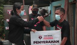 Bergerak di Lampung, Sahabat Ganjar Merenovasi WC Umum - JPNN.com