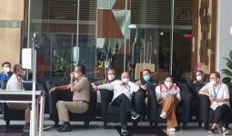 Sudah Jadi Anak Buah Anies Baswedan, BW Masih Berlagak Pimpinan di KPK - JPNN.com