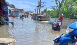 Sudah 5 Hari, 9 RT di Tangerang Terendam Banjir Rob, Begini Kondisinya - JPNN.com