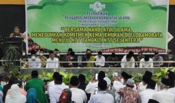 Melantik PWNU NTT, Ketum PBNU Sebut Jokowi Bapak Infrastruktur - JPNN.com