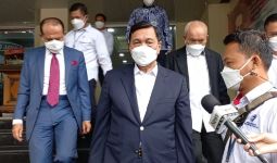 Luhut Binsar Angkat Bicara soal Kebakaran Kilang Pertamina Cilacap - JPNN.com