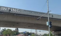 Vandalisme di Fly Over Kota Medan, Tulisan dan Gambarnya Menyita Perhatian, Viral - JPNN.com