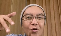 Jalani Kemoterapi, Ari Lasso Kini Gundul - JPNN.com