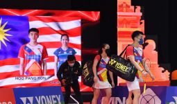 Duo Jepang Retired, Ganda Malaysia Lolos 16 Besar Indonesia Masters 2021 - JPNN.com