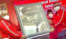 Foto Jenderal yang Dikagumi Bu Mega Dipasang di Sekolah Partai PDIP - JPNN.com