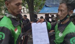 Pengemudi Ojol Demo di Kantor GoJek Solo, Ini Tuntutan Mereka - JPNN.com