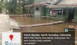 Hari Kelima, Banjir di Tanjung Balai Belum Juga Surut - JPNN.com