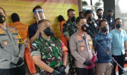 Pengemudi Avanza yang Acungkan Besi & Pistol di Cipali Ditangkap, Bravo, Pak Polisi - JPNN.com