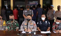 9 Pendukung Calon Kepala Desa Pukuli Polisi - JPNN.com