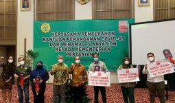 Minamas Plantation Donasikan Ambulans Hingga Sembako untuk Masyarakat - JPNN.com