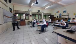 Sekolah & Kampus Bisa PTM 100 Persen, Perhatikan 5 Ketentuan Ini - JPNN.com