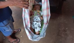 Bayi Perempuan Ditinggalkan Ibunya Begitu Saja, Modusnya Pura-Pura Ingin Buang Air - JPNN.com