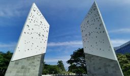 Besok, Kang Emil Kekeh Meresmikan Monumen Pahlawan Covid-19 di Bandung, Ini Alasannya - JPNN.com