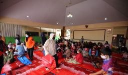 Tiba di Lokasi Bencana Erupsi Gunung Semeru, Mensos Tinjau Kesiapan Dapur Umum - JPNN.com