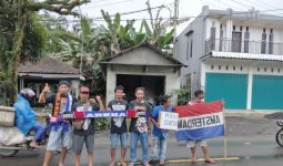 Aremania Galang Bantuan untuk Korban Erupsi Semeru - JPNN.com