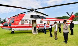 Lihat Nih, Pak Jokowi Tiba di Lumajang, Siapa yang Menyambut? - JPNN.com
