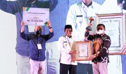 Sehari, Pemkab Sumedang Boyong Dua Penghargaan Bergengsi - JPNN.com