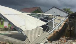 Puting Beliung Merusak 217 Rumah di Bangka Selatan Babel - JPNN.com