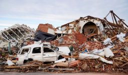 Dunia Hari Ini: Tornado Tewaskan 4 Orang di Oklahoma - JPNN.com