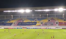 Madura United Gagal Raih Kemenangan Saat Lawan 10 Pemain Borneo FC - JPNN.com