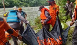 Mobil Masuk ke Jurang, Amri, Tata, Sudarseh, dan Masdi Masih Hilang - JPNN.com