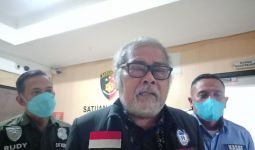 Arist Merdeka Sirait: Kalau Anak-anak Indonesia Sakit, Berarti Ada yang Diuntungkan? - JPNN.com
