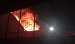 Kebakaran di Cikini, Puluhan Unit Branwir Dikerahkan ke Lokasi - JPNN.com