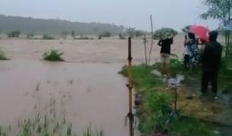 Fasilitas Umum, Pertanian, dan Rumah Warga Rusak Diterjang Banjir Bandang-Longsor - JPNN.com