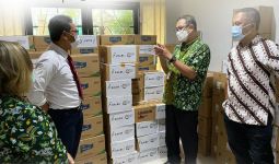 Kalbe dan LLDIKTI 3 Kirim Obat-obatan untuk Pengungsi Erupsi Semeru - JPNN.com