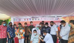 Pasar Modal Indonesia Distribusikan 541 Ribu Dosis Vaksin ke Wilayah Sumatera - JPNN.com
