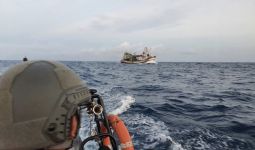 Penangkapan Kapal Berbendera Vietnam di Laut Natuna Utara, Tegang - JPNN.com