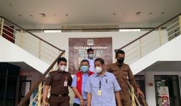 Boyong Guru Berlibur ke Malaysia Pakai Dana BOS, Mantan Kepsek Jadi Tersangka - JPNN.com