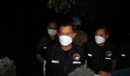 Penangkapan Bandar Sabu-Sabu di Pamulang, Perempuan Ditabrak Pelaku, Satu Orang Tewas - JPNN.com