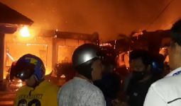 Data Penerima Bantuan Sosial dan PKH Terbakar - JPNN.com