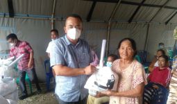 Bang Martin Kirim Bantuan untuk Warga Terdampak Banjir di Toba - JPNN.com