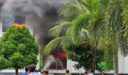 Ruangan Fraksi Hanura DPRD Kota Batam Terbakar - JPNN.com