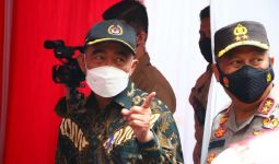 Penjelasan Menko Muhadjir Soal Penanganan Bencana Banjir di Papua - JPNN.com