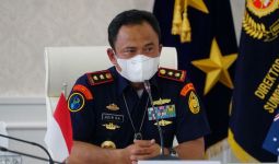 Sempat Berusaha Kabur, Kapal Berbendera Malaysia Ditangkap KKP di Selat Malaka - JPNN.com