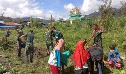 TNI Beraksi di Lahan Kosong Lingkungan Pesantren, Para Santri Berterima Kasih - JPNN.com