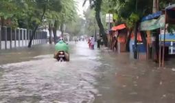Anies Klaim Penanganan Banjir Cepat, Data BPBD DKI Malah Ungkap Fakta Sebaliknya, Ini Daftarnya - JPNN.com