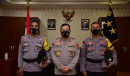 Kapolri Jenderal Listyo Beri Penghargaan kepada 6 Anggota Polda Maluku - JPNN.com