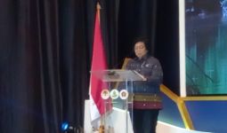 Siti Nurbaya: Hutan Mangrove Mampu Mencegah Tsunami, Ombak, dan Abrasi Laut - JPNN.com