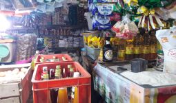 Minyak Goreng di Pasar Rakyat Tak Kunjung Terlihat, Ternyata - JPNN.com