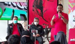 Beri Bantuan Seribu Sepeda-Sepatu untuk Guru dan Siswa, Pulung PDIP: Kami Peduli - JPNN.com