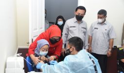 PPAL Gelar Vaksinasi Booster untuk Purnawirawan TNI AL dan Warakawuri - JPNN.com