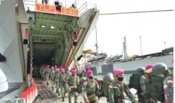 Siap-siap, Ratusan Prajurit Marinir Bergerak Dari Kapal Perang TNI AL - JPNN.com