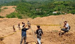 Polisi Tutup 4 Lokasi Tambang Emas Ilegal di Kawasan Gunung Prabu - JPNN.com